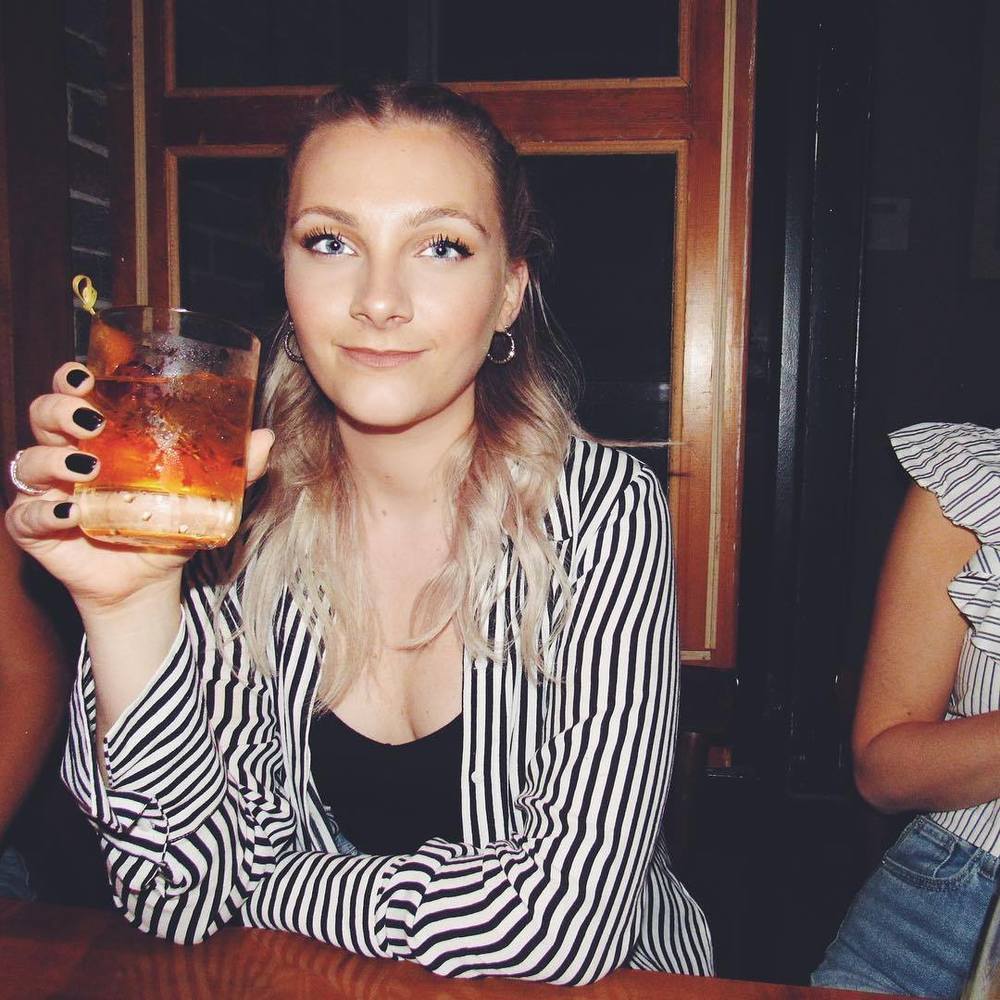 Meet your Posher, Madeline